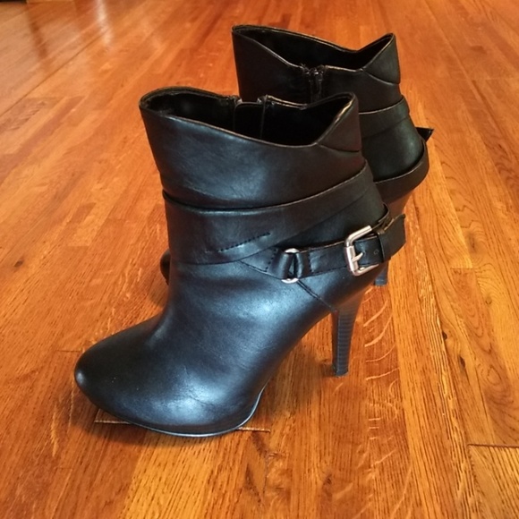 short black high heel boots